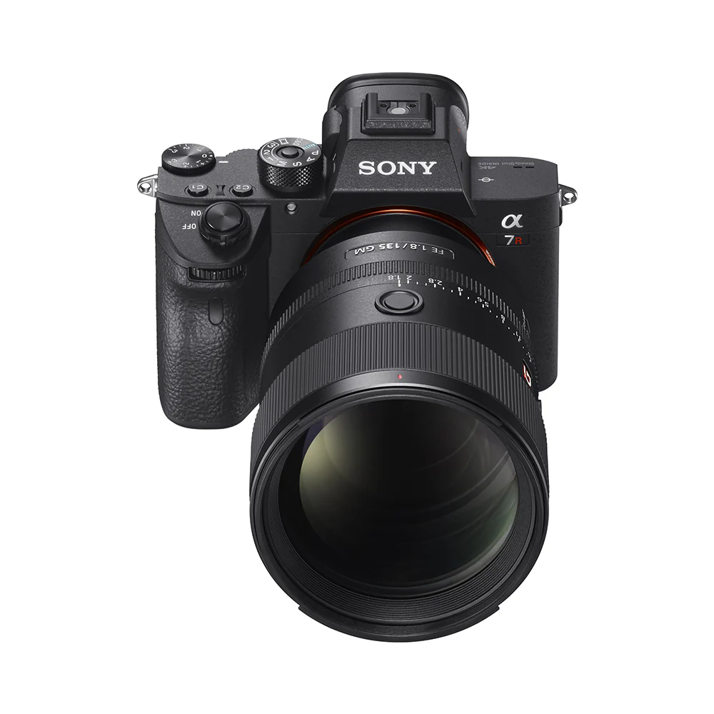 Sony FE 135mm F1.8 GM (SEL135F18GM) E-Mount Full-Frame, Telephoto Prime G Master Lens - Image 4